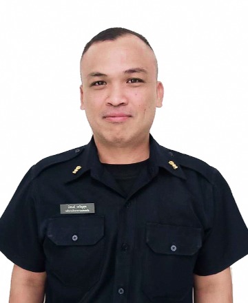 นายนิพนธ์  เจริญสุข